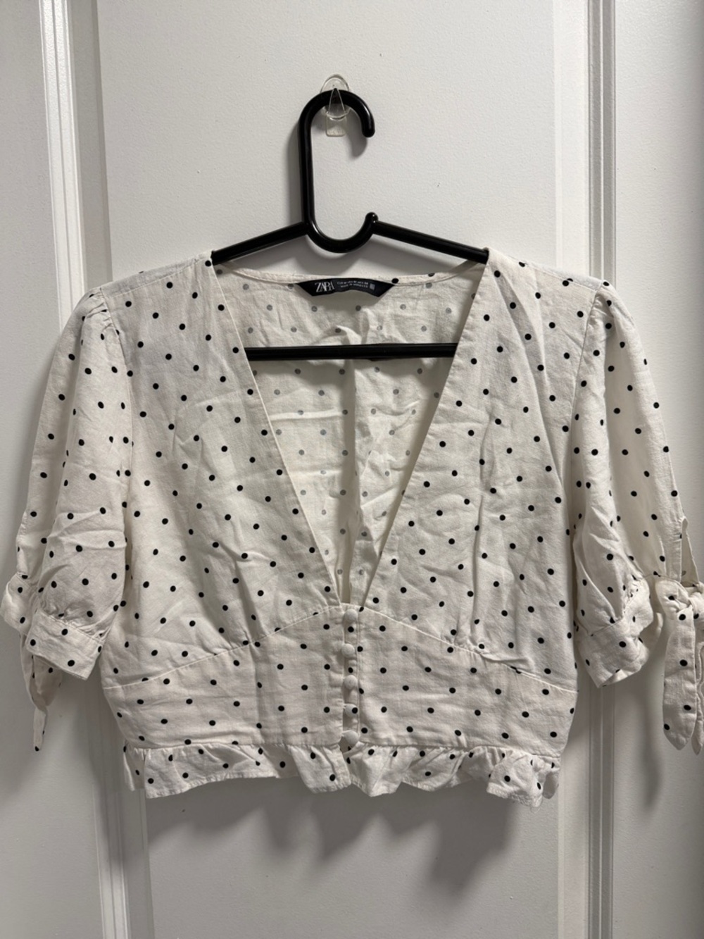 Zara White Black Polka Dot V-Neck Button Crop Blouse
